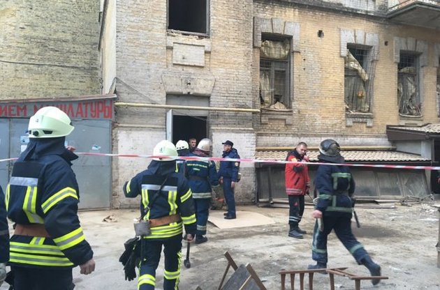 Открыто уголовное дело по факту обрушения дома в центре Киева