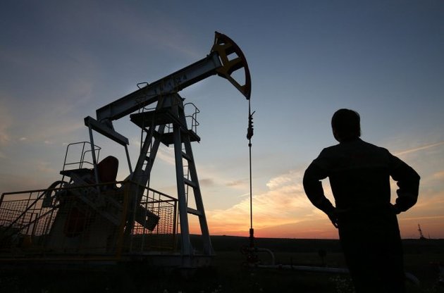 Нефть Brent подешевела до $ 35 в ожидании встречи стран-производителей