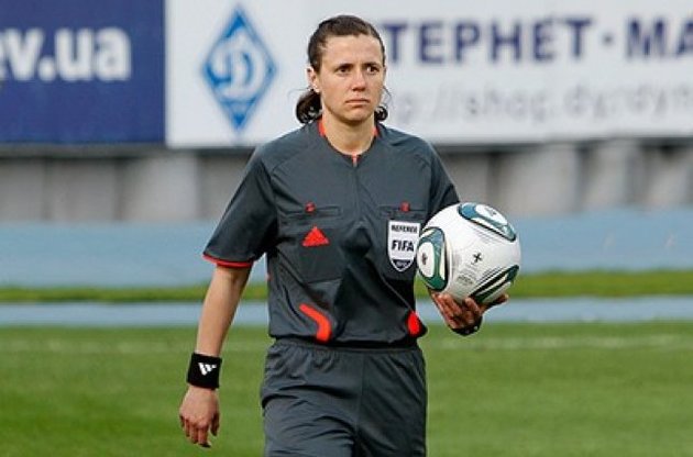 Главным арбитром матча украинской Премьер-лиги впервые назначена женщина