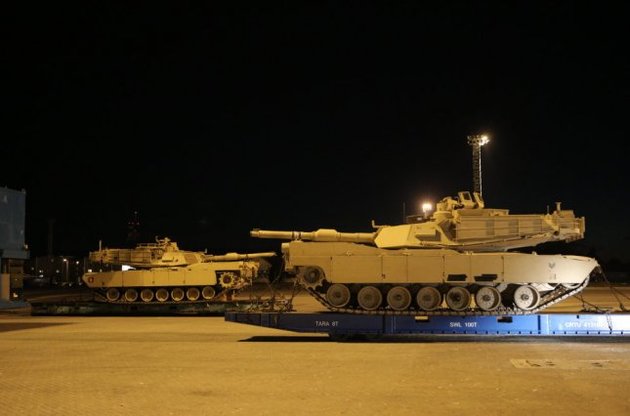 США перекинуть сотні танків в Східну Європу