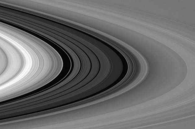 NASA опубликовало снимок колец Сатурна
