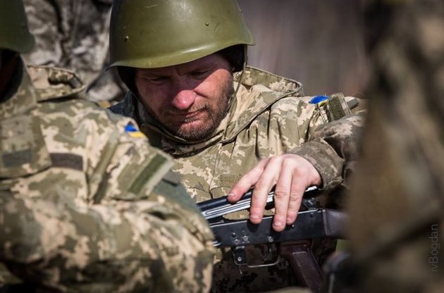Українські бійці дали відсіч терористам у районі Кримського