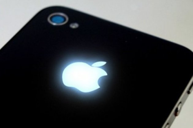 Виручка Apple впала вперше з 2003 року