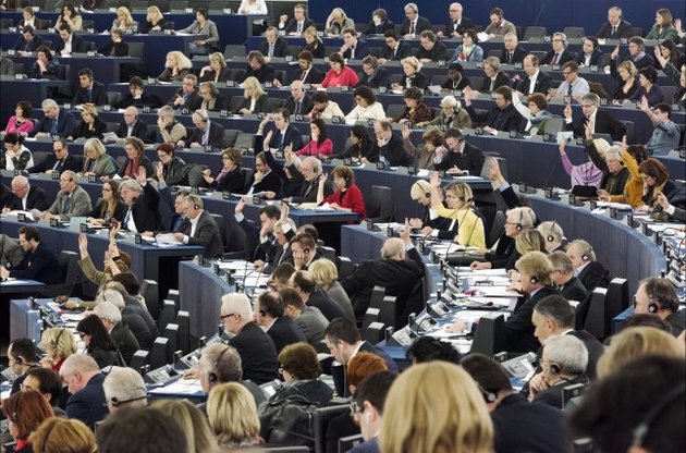В Европарламенте состоятся первые слушания по отмене виз для Украины
