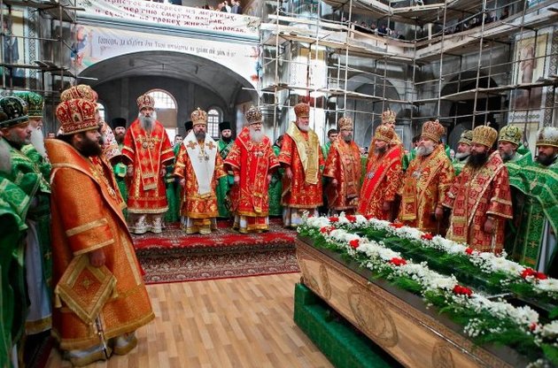 Православні в Україні значно рідше віруючих інших конфесій ходять до церкви
