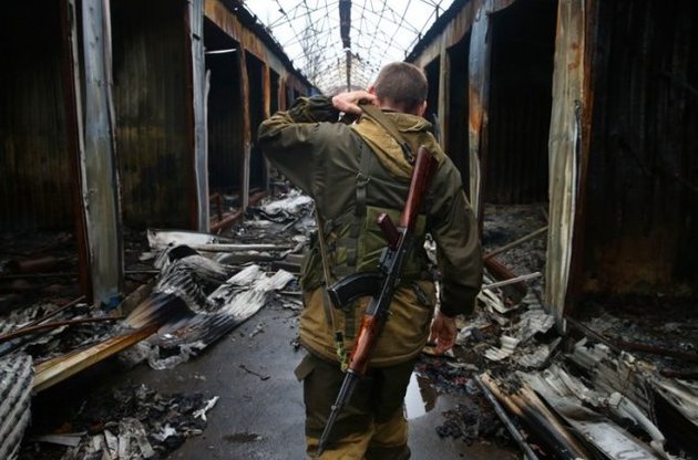 Боевики наращивают темпы и объемы перегруппировки сил и средств в Донецке – ИС