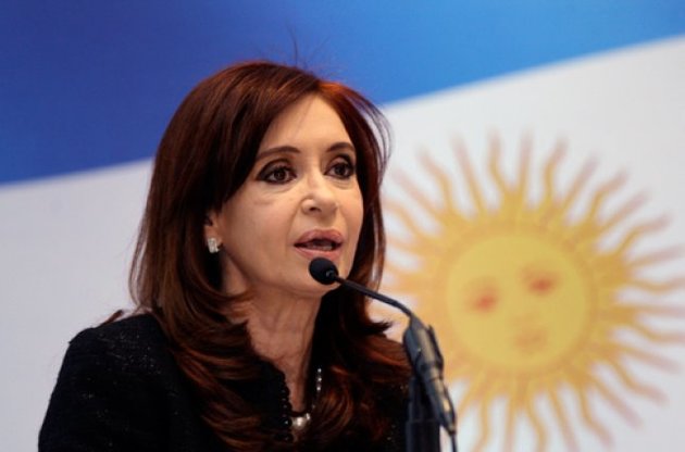 Суд заарештував активи екс-президента Аргентини Кіршнер