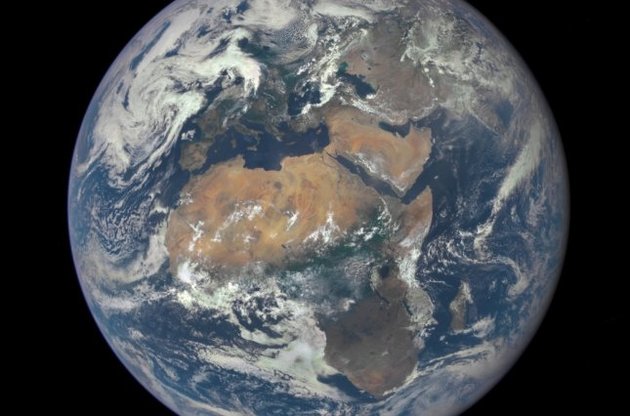 Ученые показали год из жизни Земли в одном видео