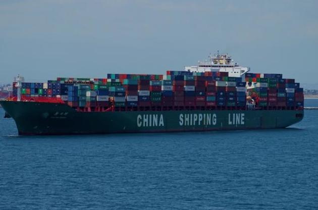 Китайское судно врезалось в стену Панамского канала