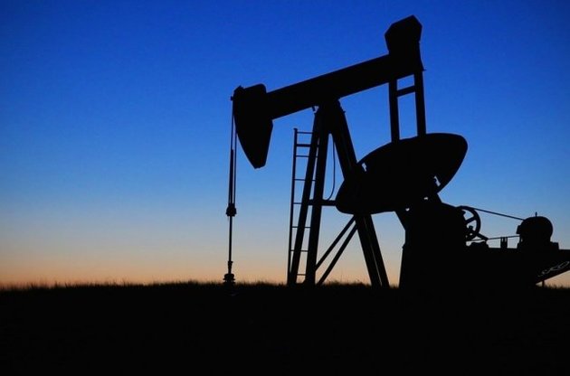 Мировые цены на нефть превысили $ 44 за баррель