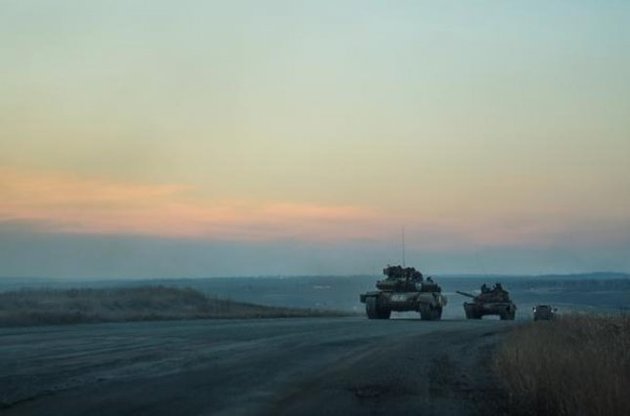 У Пісках і Кам'янці бойовики вели вогонь по укріпленнях сил АТО з танків