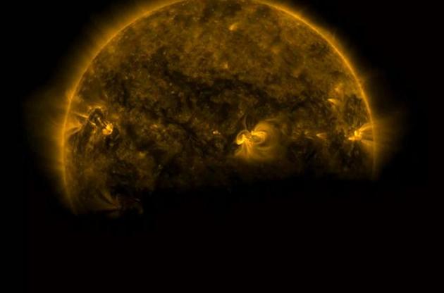 Обсерватория солнечной динамики сделала снимок солнечного затмения