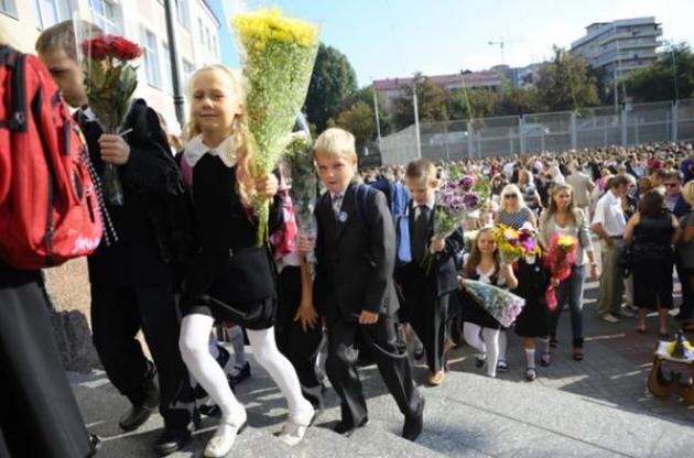 Киевским школам разрешили самостоятельно выбирать формат "первого звонка"