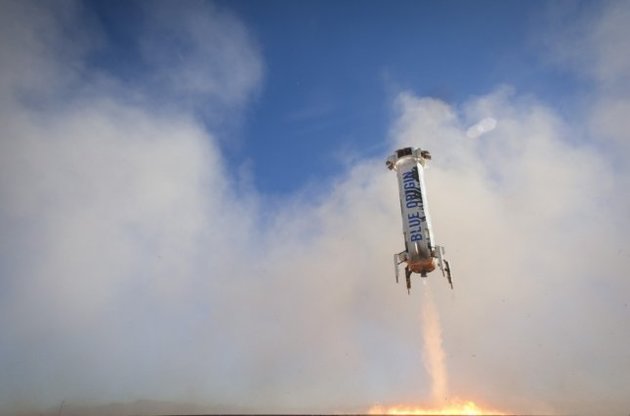Blue Origin удалось в пятый раз успешно посадить ракету New Shepard