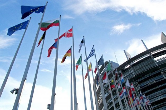 Европарламент не будет рассматривать вопросы безвизового режима для Украины и Грузии в октябре