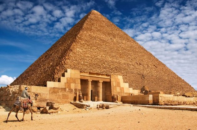 Вчені виявили у піраміді Хеопса "невідомі порожнечі"