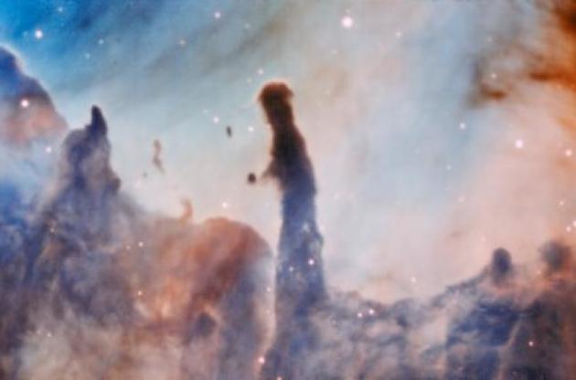 Астрономи отримали знімок "Стовпів Руйнування" всередині туманності Кіля