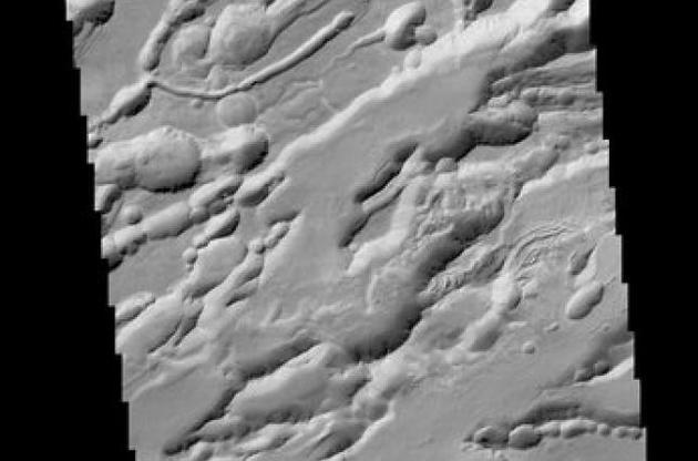 Зонд TGO передал на Землю первые снимки Марса