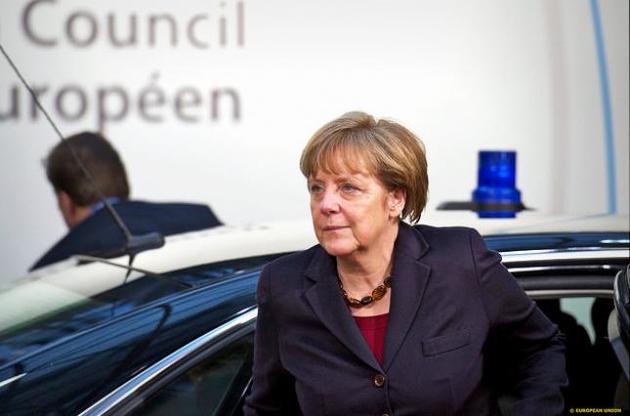 Меркель зв'язала кібератаки на Deutsche Telekom з гібридною стратегією Росії