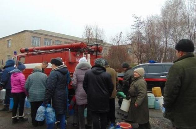 У Торецке відновили пошкоджений бойовиками водопровід
