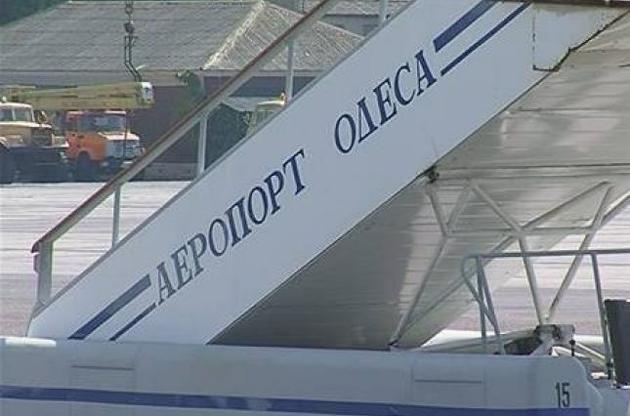 Из-за ракетных пусков ВСУ три авиарейса прибыли в Одессу с задержкой