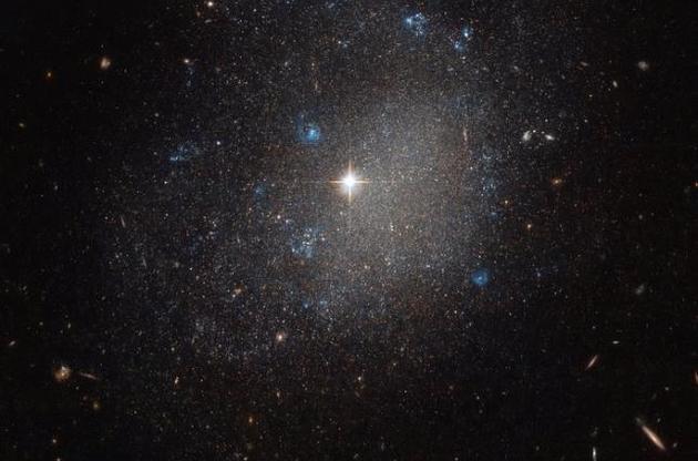 "Хаббл" сделал снимок необычной спиральной галактики