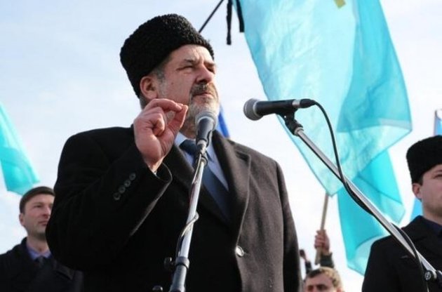 Чубаров закликав Конституційну комісію зайнятися статусом Криму
