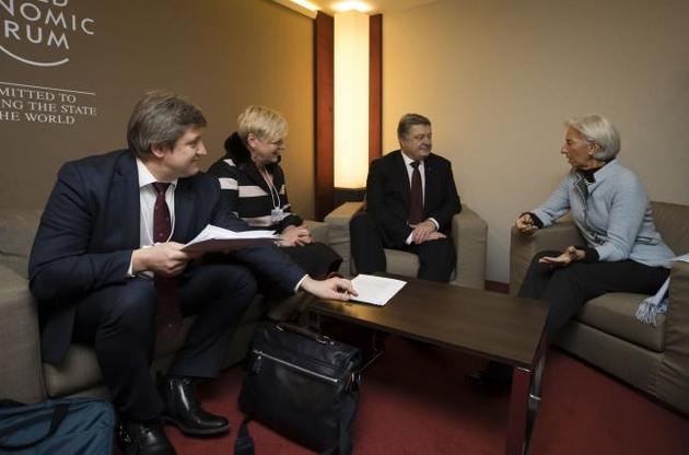 Порошенко обсудил с Лагард реформы и сотрудничество с МВФ