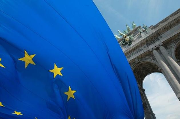 Єврокомісія просить збільшити зусилля Румунії і Болгарії в боротьбі з корупцією