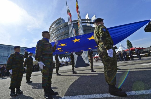 ЕС создаст центр по проведению небоевых операций за границей