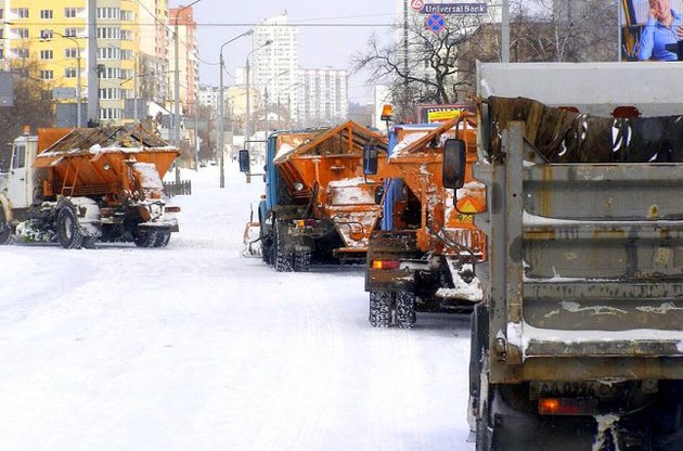 "Автомобильные дороги Украины" закупят 200 единиц зимней уборочной техники