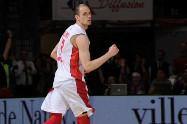 Бросок украинца Гладыря попал в топ-5 моментов дня баскетбольной Лиги чемпионов