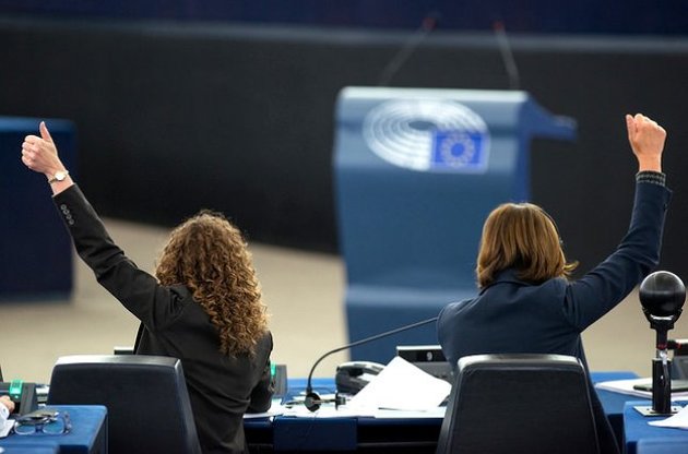 Європейський парламент проголосував за надання безвізового режиму Україні