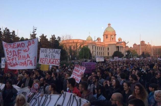 В Сербии уже неделю продолжаются многотысячные протесты против новоизбранного президента