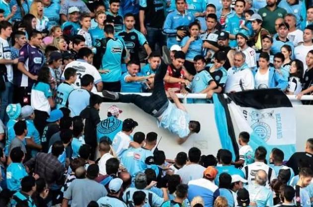 Во время матча чемпионата Аргентины погиб болельщик