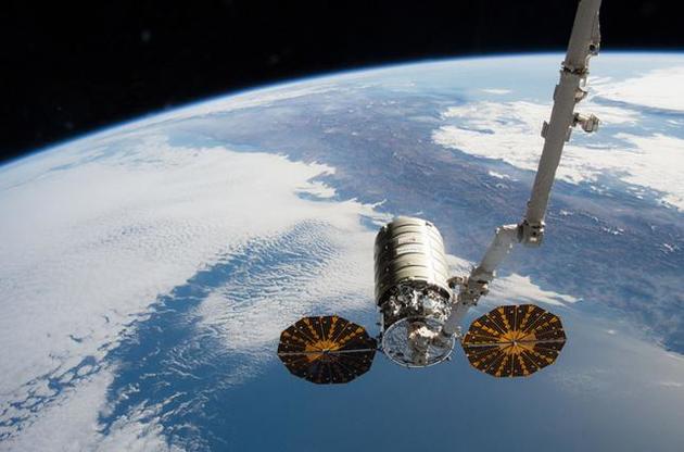 Космический грузовик Cygnus пристыковался к МКС