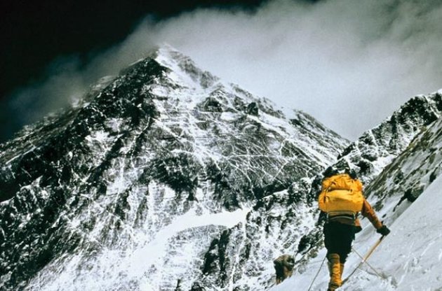 Погиб известный швейцарский альпинист Ули Штек