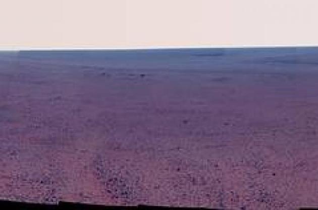 NASA опубликовало новый панорамный снимок поверхности Марса