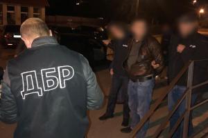 ГБР задержало на Житомирщине полицейского по подозрению в торговле наркотиками