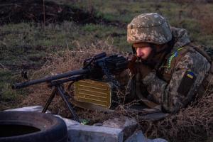 Боевики в Донбассе с БМП обстреливают позиции ВСУ — штаб