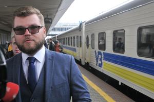 Кравцов уволен с главы "Укрзалізниці" без перевода на другую должность