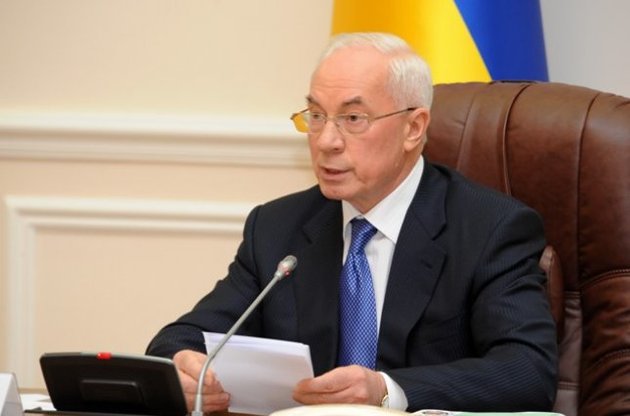 Азаров увеличил штат секретариата Кабмина до 720 человек