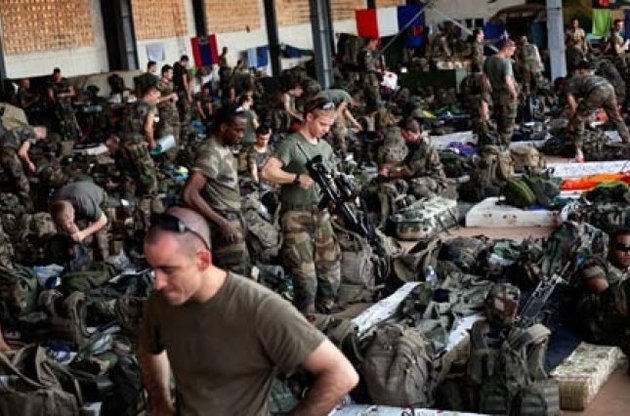 Олланд озвучив основні завдання французьких військ у Малі