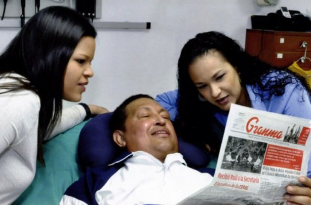 Уго Чавес вернулся в Венесуэлу после длительного лечения на Кубе