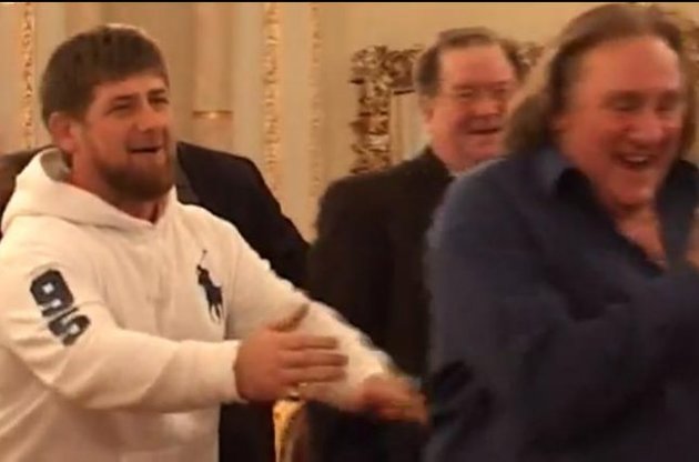 Депардье в Чечне станцевал лезгинку с Кадыровым
