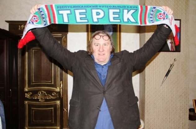 Депардьє став фанатом "Терека", отримавши від Кадирова п'ятикімнатну квартиру