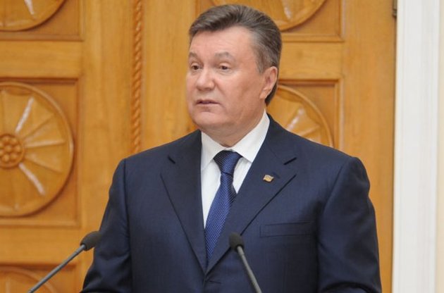 Янукович потребовал от Азарова заняться детским творчеством