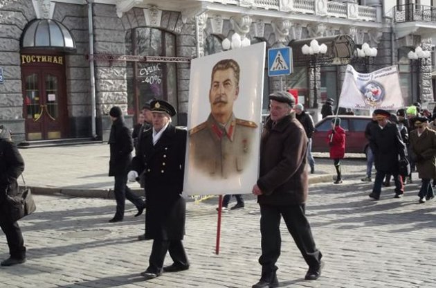Три четверти украинцев назвали Сталина жестоким бесчеловечным тираном