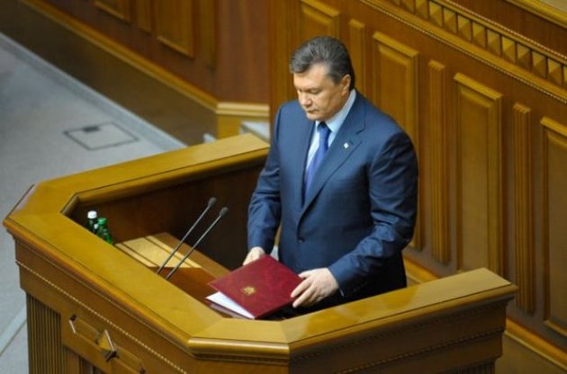 Янукович не будет выступать в Раде: отчет слишком большой