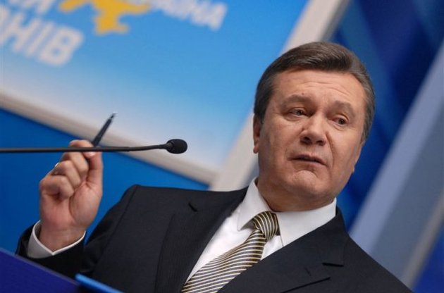 Янукович не будет выступать в Раде из-за оскорблений оппозиции